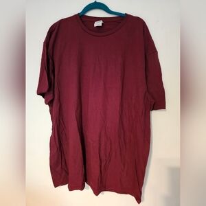 NWOT delta soft burgundy t shirt